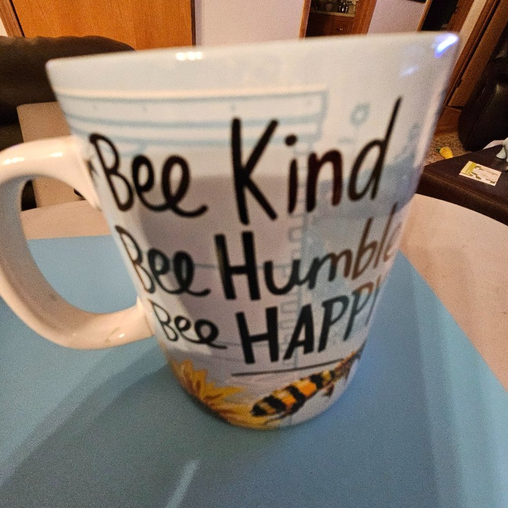 bee kind bee mug with honey bees with phrase be kind/be humble/be happy